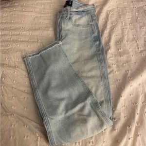 Ultra High Rise Mom Jean